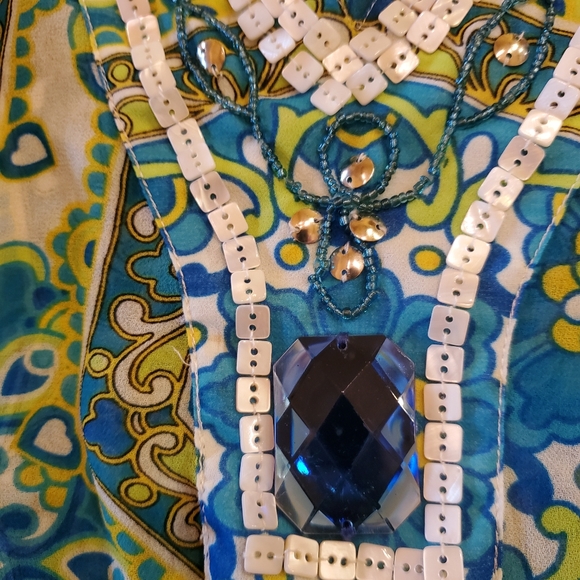 Coverup - Picture 2 of 5